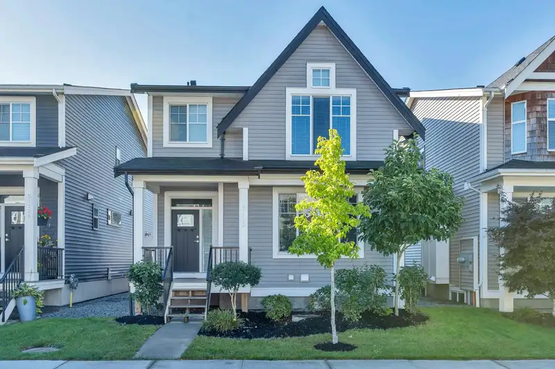 27122 35B AVENUE - photo 1 of 33