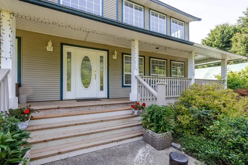 5007 BOUNDARY ROAD - photo 3 of 39