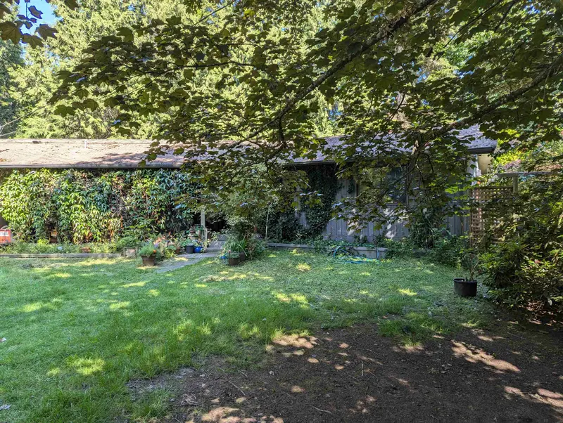 3094 LOWER ROAD - photo 1 of 9