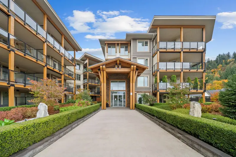 301 45746 KEITH WILSON ROAD - photo 1 of 25