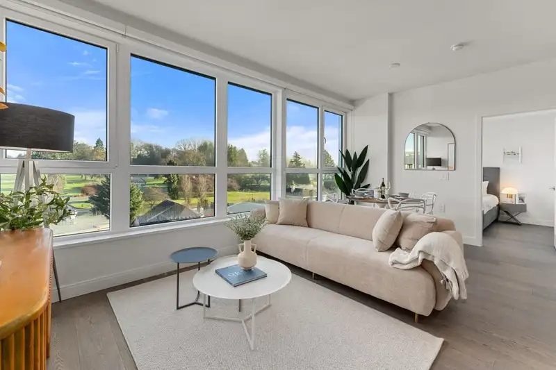 601 4932 CAMBIE STREET - photo 1 of 22
