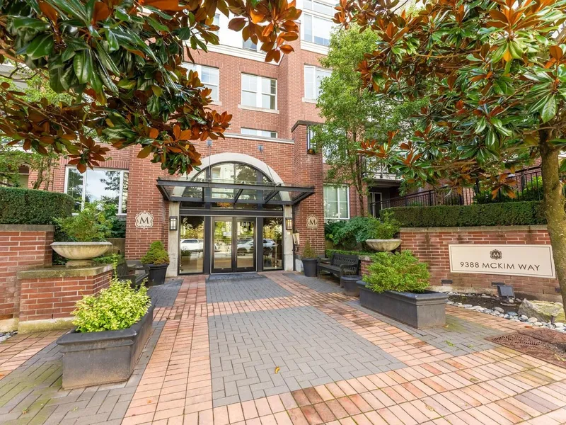 213 9388 MCKIM WAY - photo 2 of 17