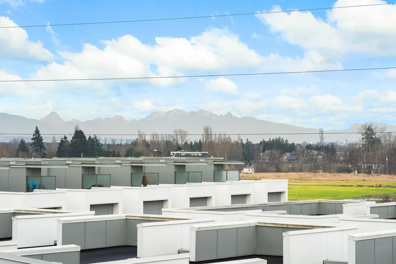 613 10788 NO. 5 ROAD - photo 3 of 24