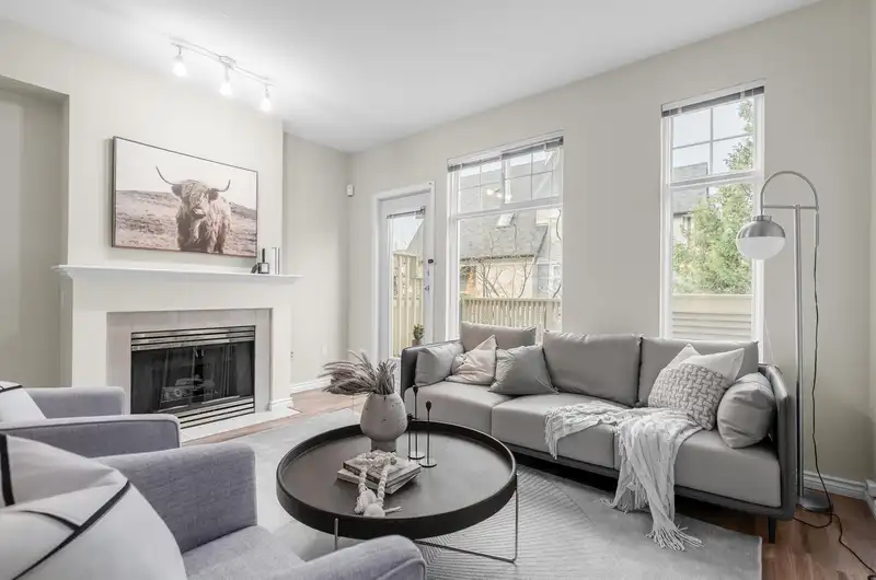 36 3711 ROBSON COURT - photo 3 of 27