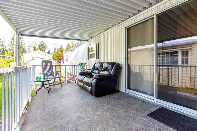 56 9080 198 STREET - photo 2 of 25