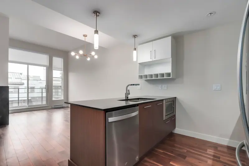 411 13040 NO. 2 ROAD - photo 1 of 25