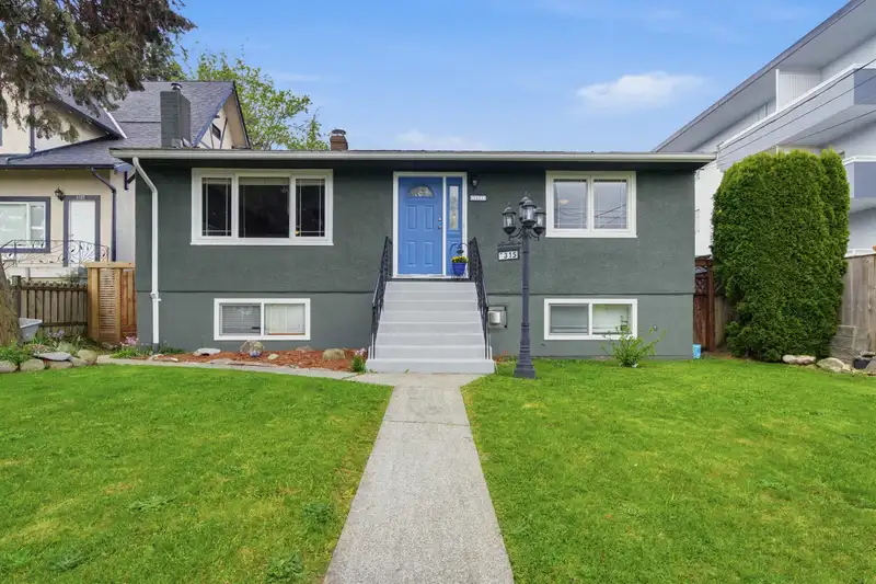 1315 EIGHTH AVENUE - photo 3 of 40