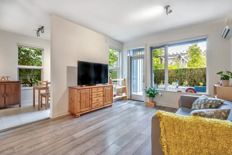 129 9399 ODLIN ROAD - photo 1 of 40