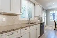 5910 164A STREET - thumbnail 13