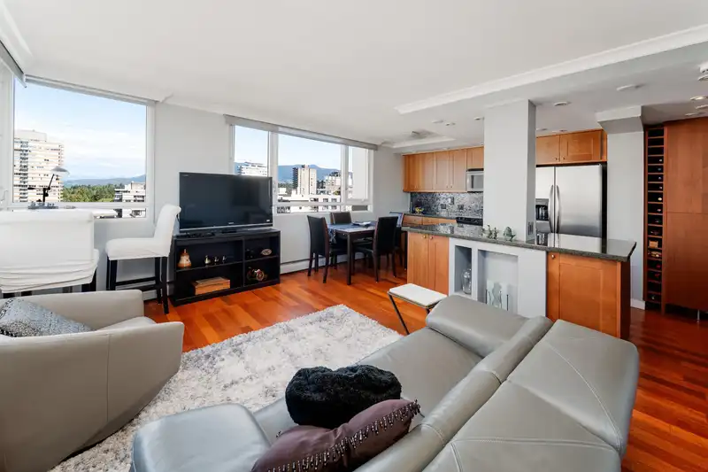 1603 1850 COMOX STREET - photo 4 of 40