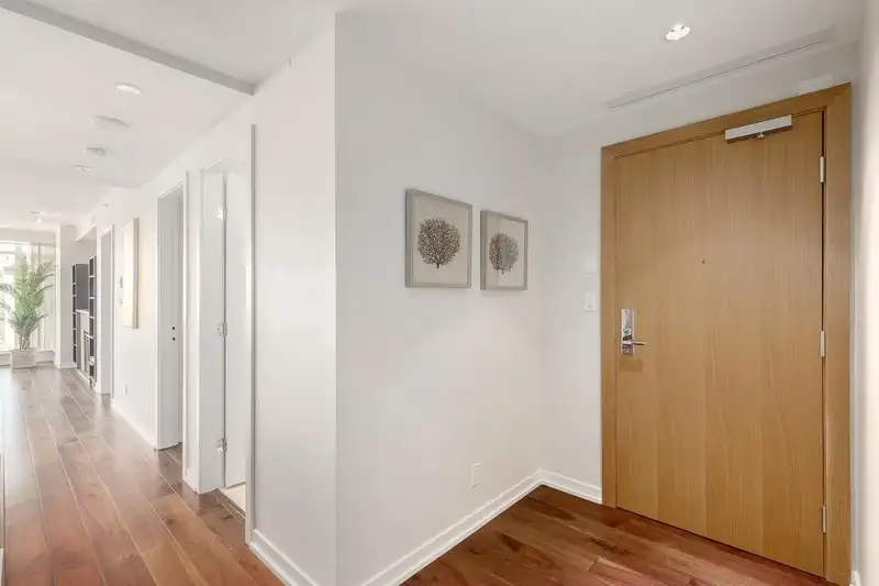 801 5955 BALSAM STREET - photo 2 of 32