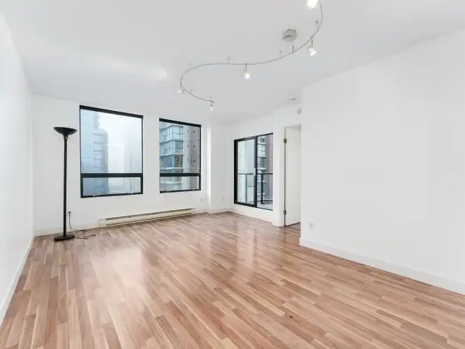 1505 811 HELMCKEN STREET - photo 3 of 22