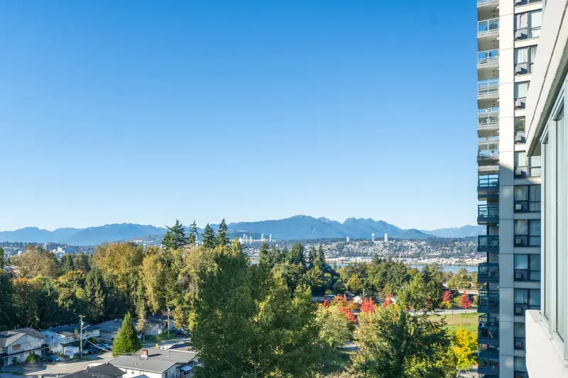 904 13383 108 AVENUE - photo 3 of 25