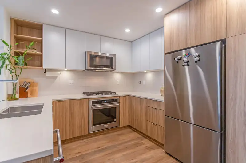 412 750 DOGWOOD STREET - photo 3 of 37