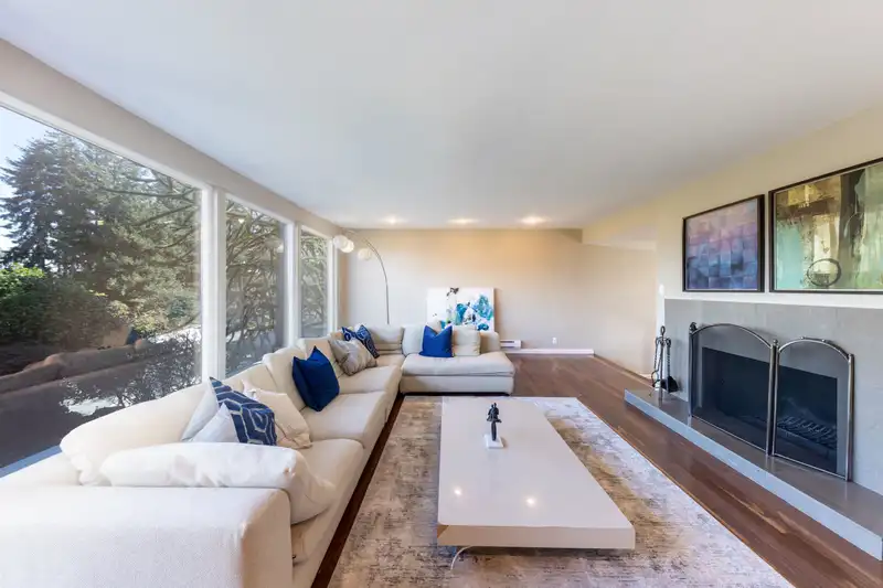 4393 PUGET DRIVE - photo 4 of 20