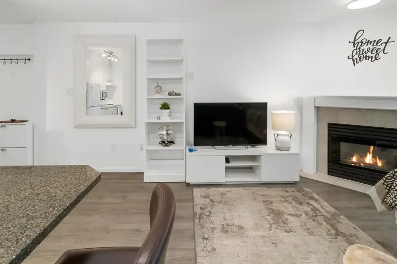 301 624 AGNES STREET - photo 1 of 18