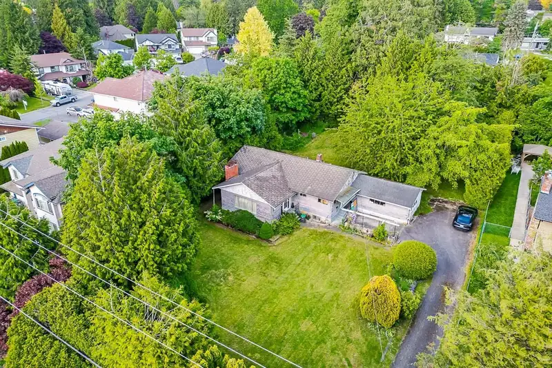 6166 180 STREET - photo 1 of 30