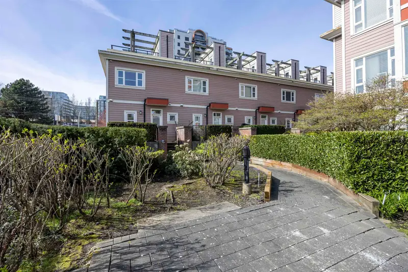 7 6600 COONEY ROAD - photo 3 of 22