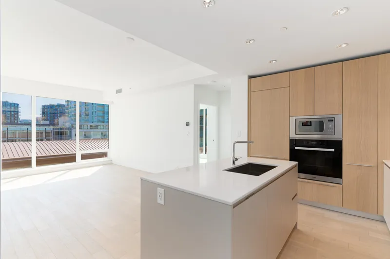 613 6688 PEARSON WAY - photo 2 of 21