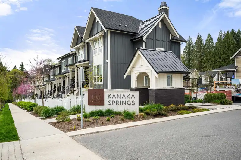 154 24951 112 STREET - photo 1 of 38