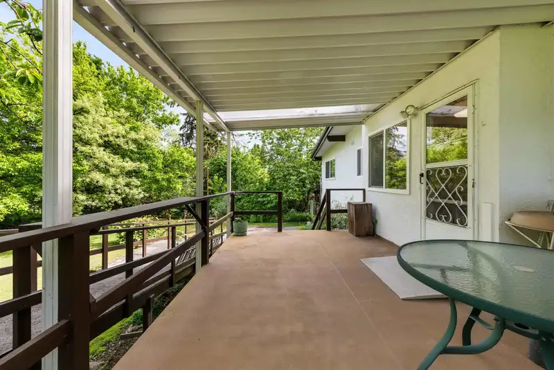 7482 KRAFT PLACE - photo 3 of 36