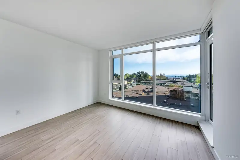 602 6398 SILVER AVENUE - photo 2 of 28