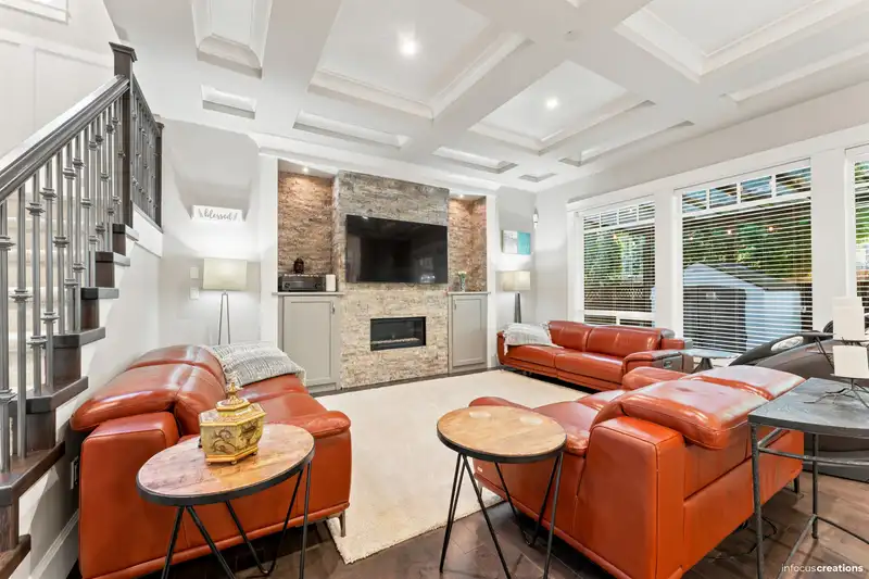 2771 163 STREET - photo 3 of 39