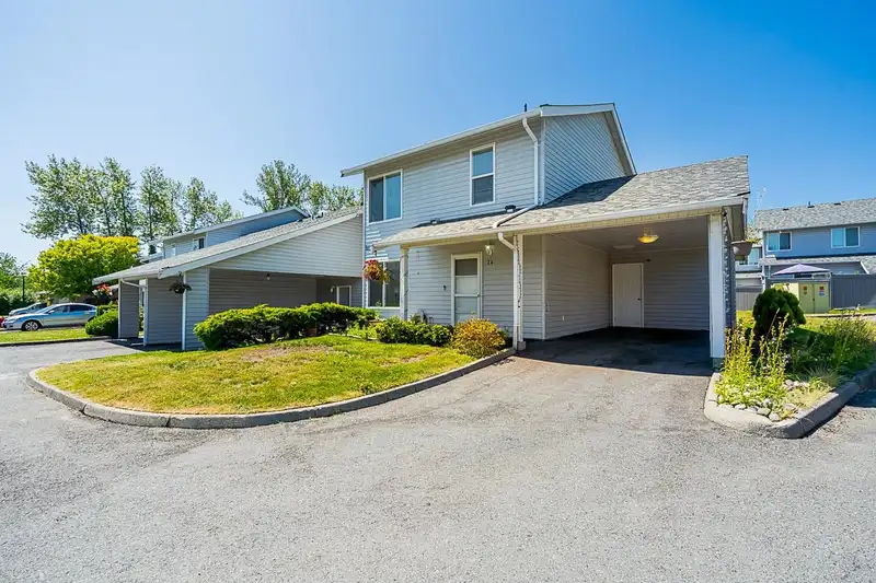 24 26970 32 AVENUE - photo 2 of 30