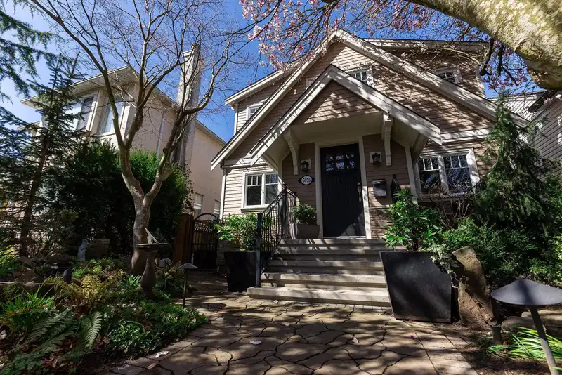 5655 ONTARIO STREET - photo 1 of 34
