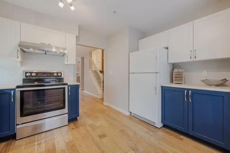 16 15432 16A AVENUE - photo 4 of 25