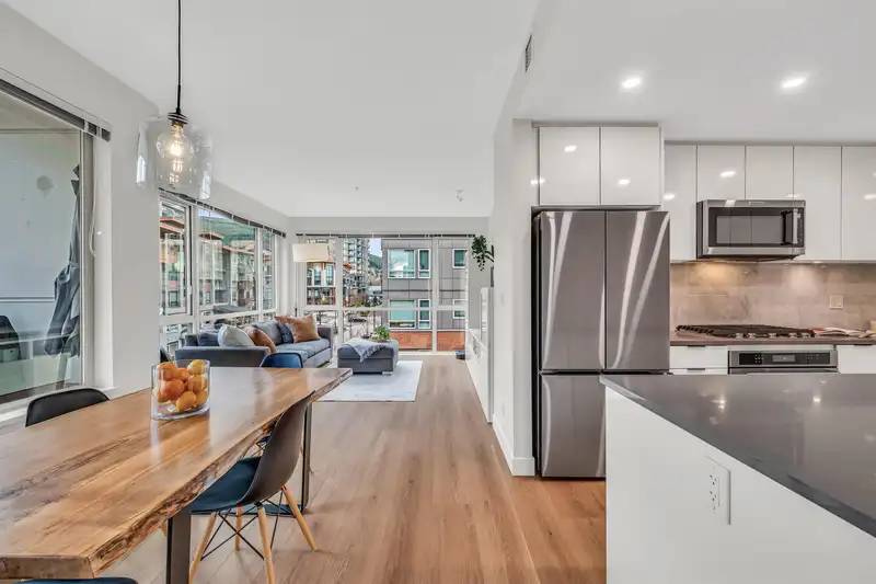 404 2632 LIBRARY LANE - photo 1 of 36