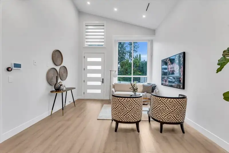 3713 CARDIFF STREET - photo 4 of 37