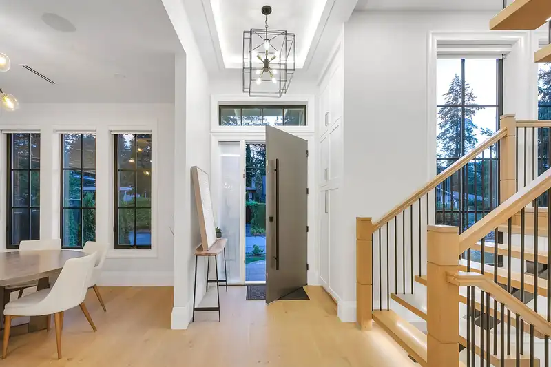 1395 W 21ST STREET - photo 3 of 19