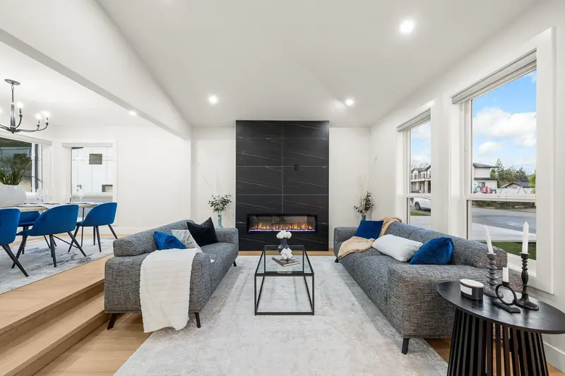 2451 GROSVENOR PLACE - photo 2 of 25