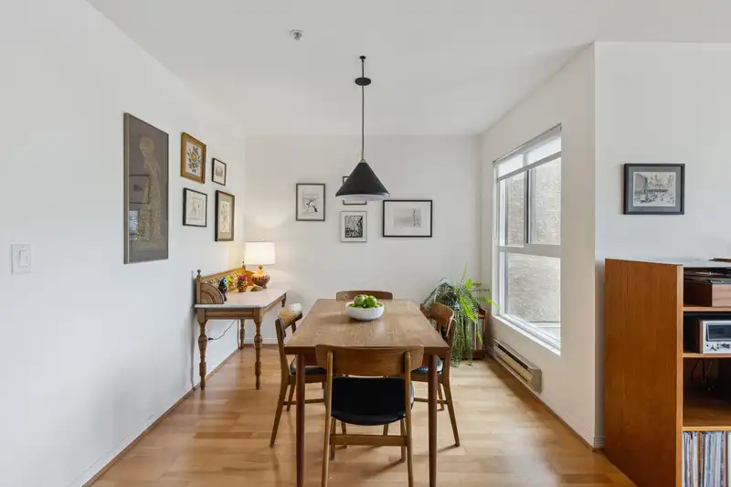 304 2121 W 5TH AVENUE - photo 2 of 29