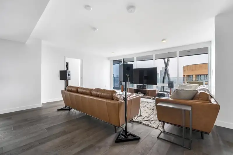 1504 1111 RICHARDS STREET - photo 2 of 34