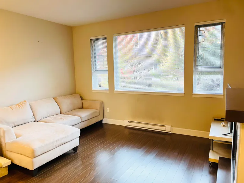 25 9551 FERNDALE ROAD - photo 4 of 20