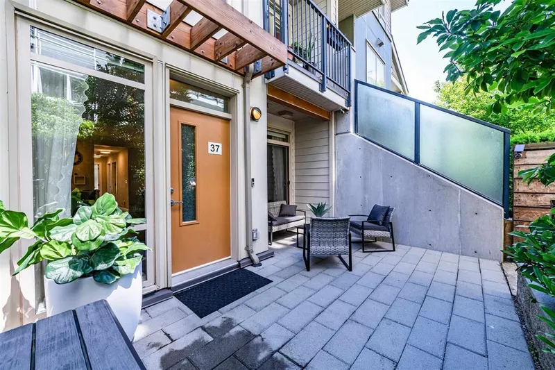 37 10133 RIVER DRIVE - photo 1 of 25