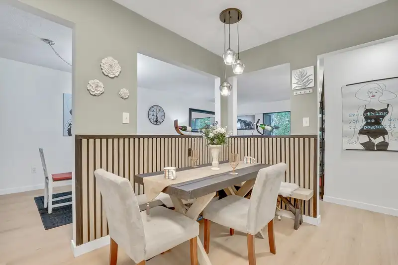 310 33490 COTTAGE LANE - photo 2 of 27