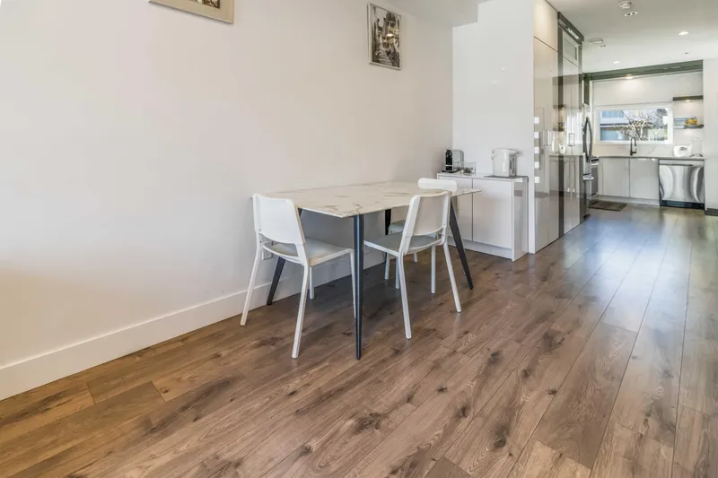 102 7088 SPERLING AVENUE - photo 4 of 25