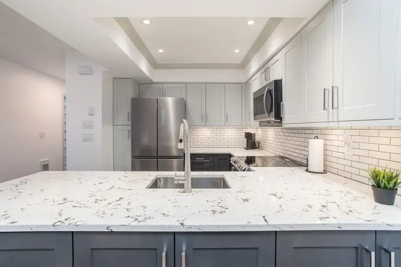 116 100 LAVAL STREET - photo 2 of 31