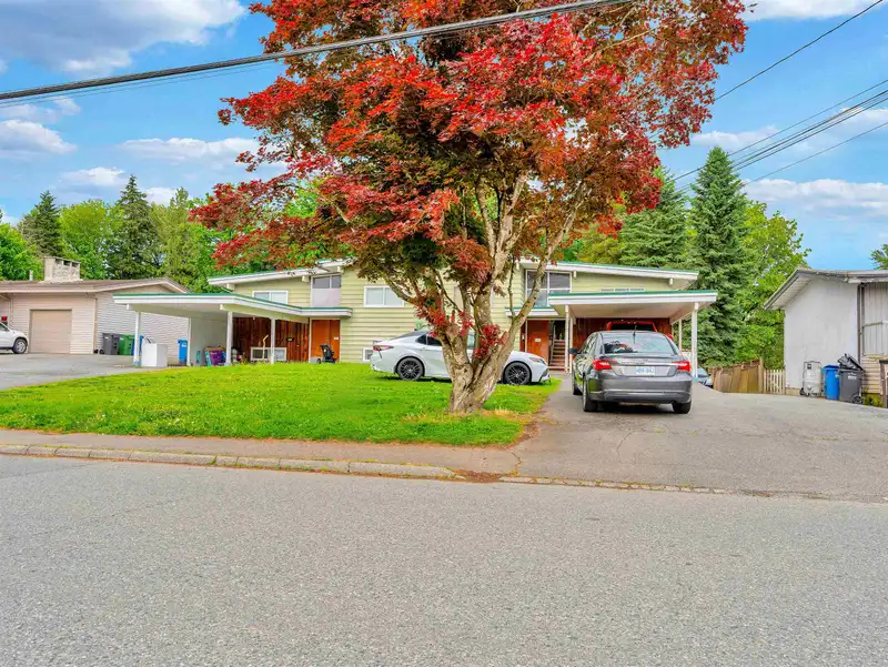 2910 2912 BABICH STREET - photo 3 of 35