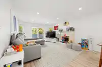 1070 E 40TH AVENUE - thumbnail 9
