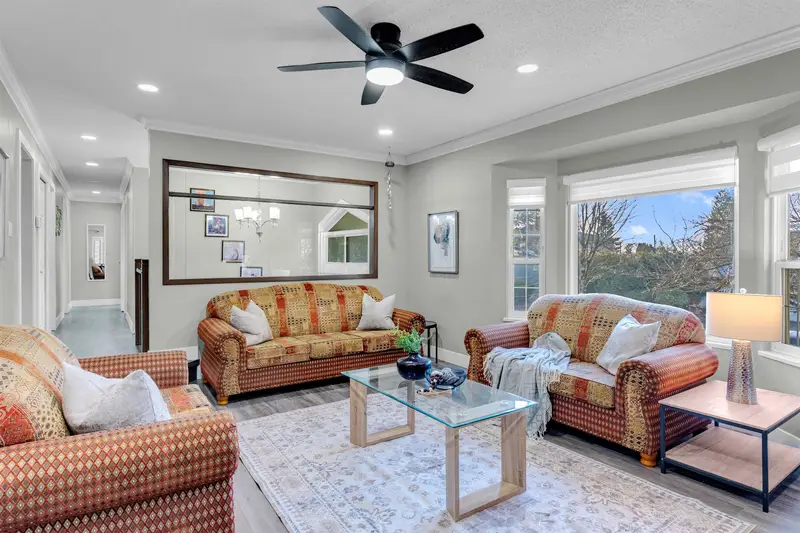 14458 CHARTWELL DRIVE - photo 2 of 24