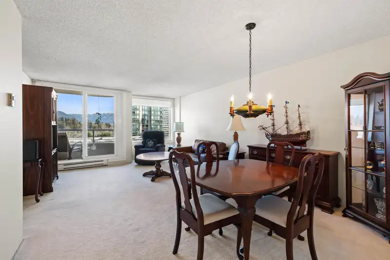 502 1845 ROBSON STREET - photo 3 of 27