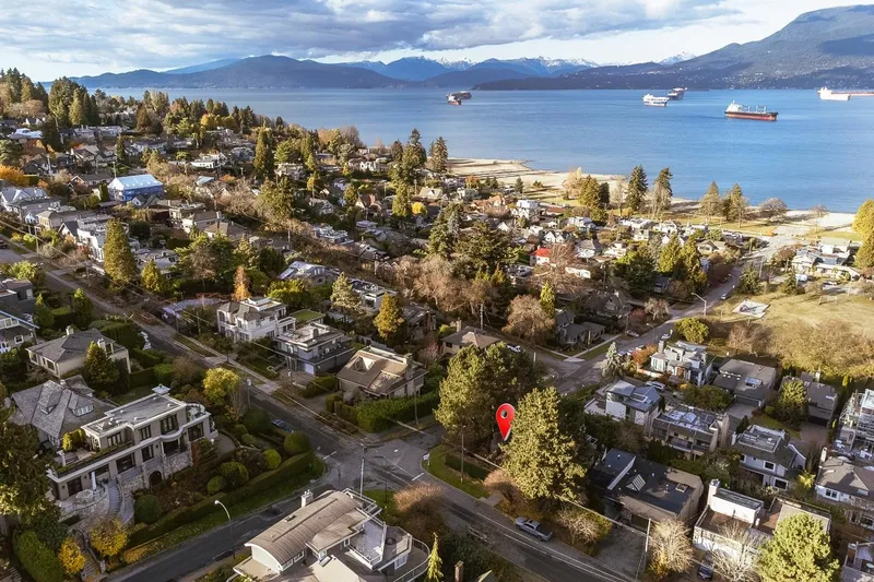 4489 W 2ND AVENUE - photo 4 of 25