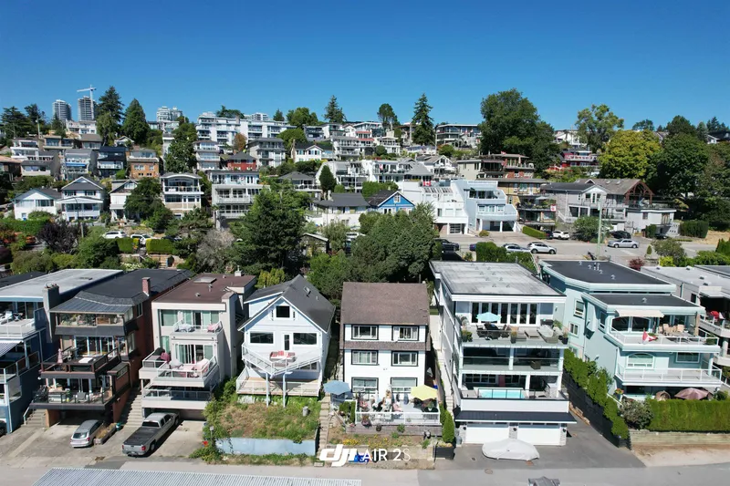 15156 VICTORIA AVENUE - photo 1 of 25