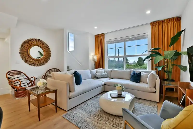 8 7967 197 STREET - photo 1 of 37