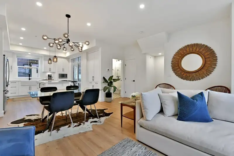 8 7967 197 STREET - photo 3 of 37