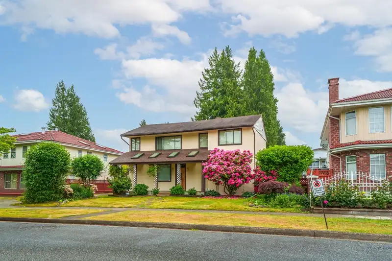 7624 ULSTER STREET - photo 1 of 15